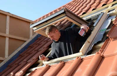 Pose de fenêtres de toit Velux à Crugny